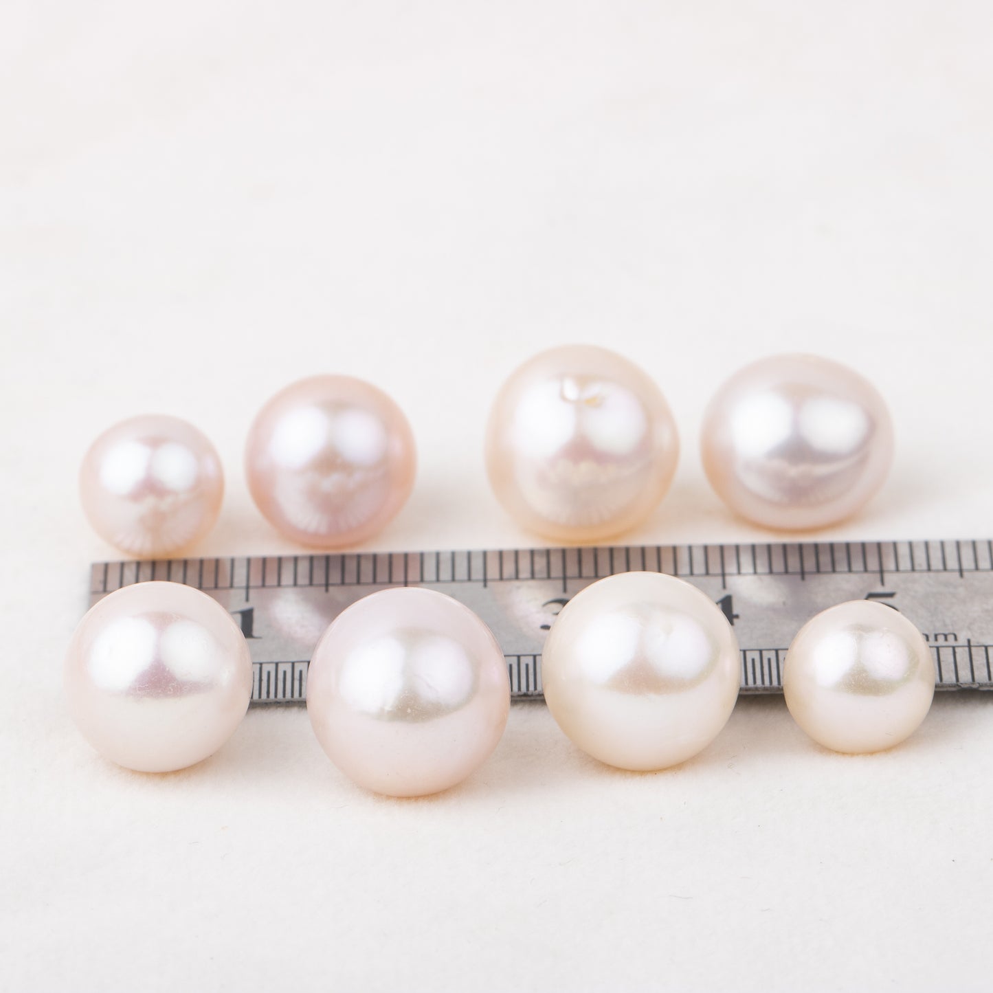 9-12mm cultured white Edison Pearl High quality loose freshwater pearl round shape