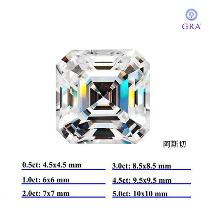 fancy-shape diamonds areD-color VVS grade, ranging from 0.5ctto 3ct.