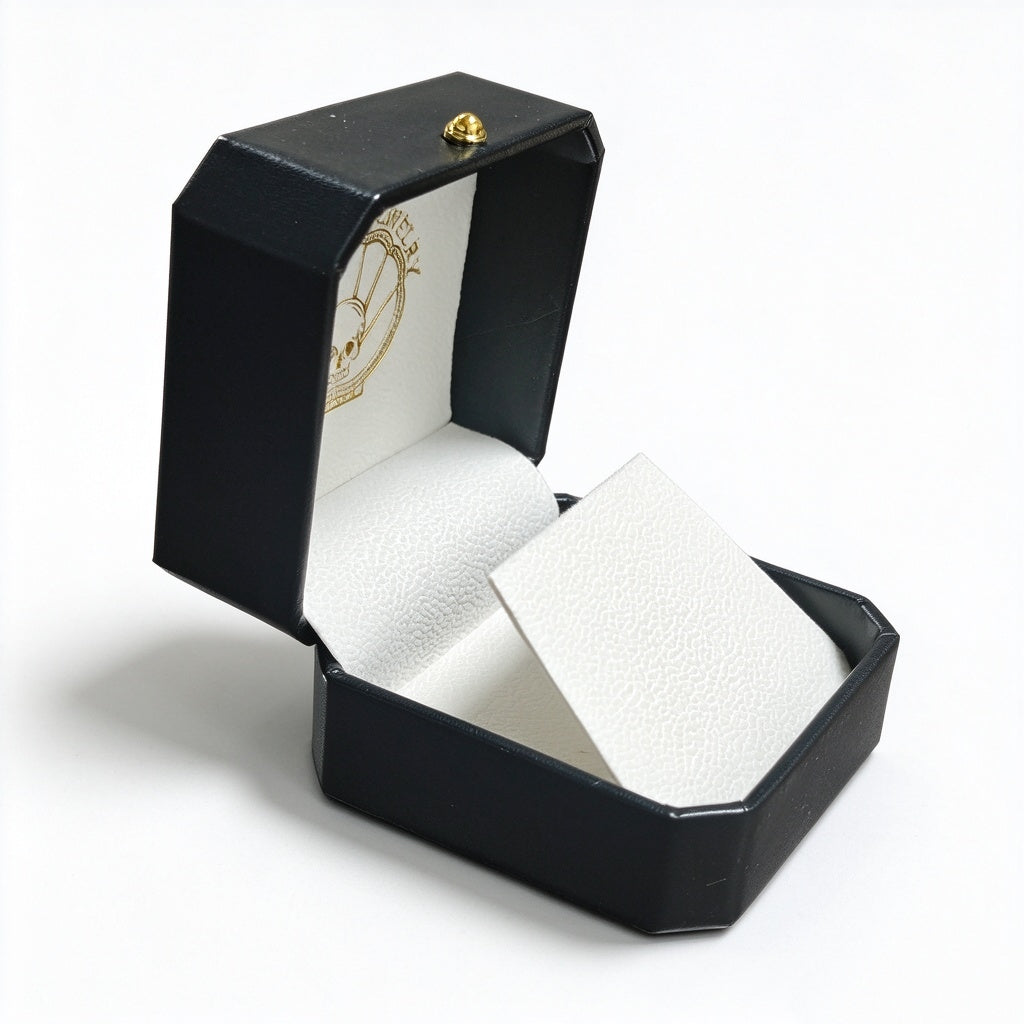 jewelry boxes for earring and necklace