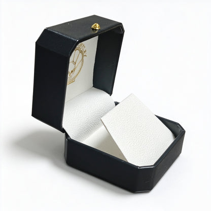 jewelry boxes for earring and necklace